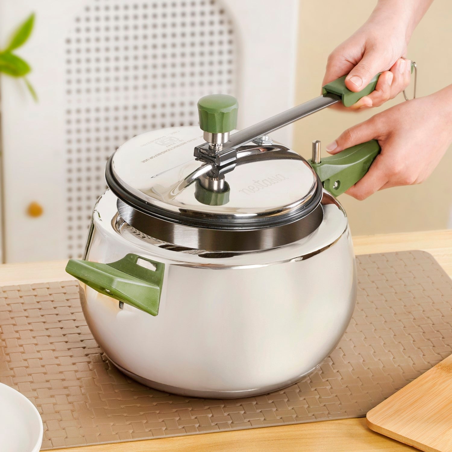 Zesta Stainless Steel Induction Bottom Pressure Cooker 5 Litre 10 Y Warranty