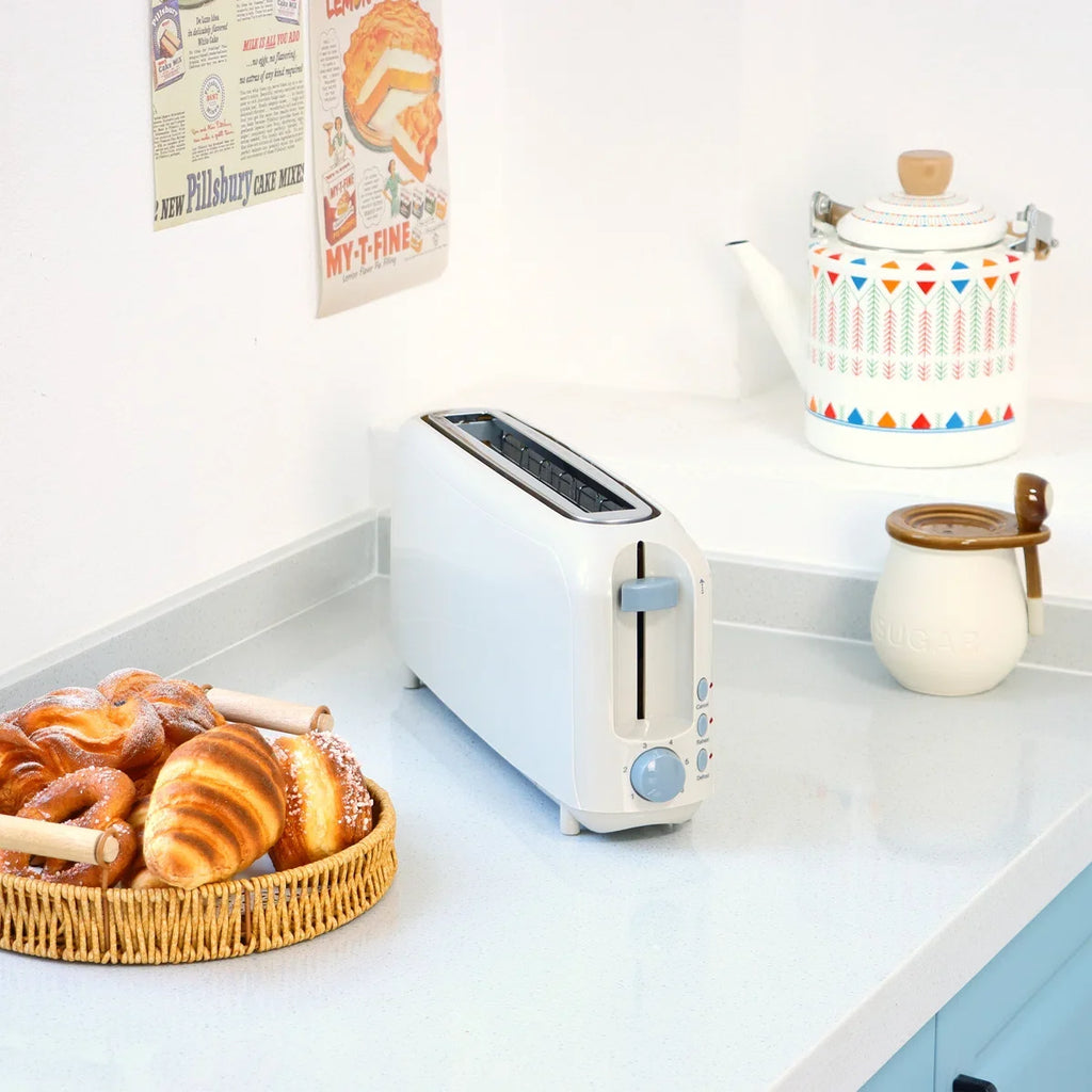 White 2-Slice Slim Toaster